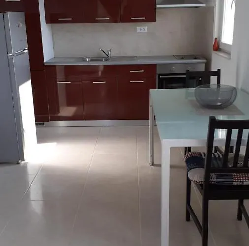 Apartamento Oaza Mira Tisno
